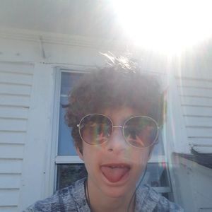 Meet your Posher, Adam